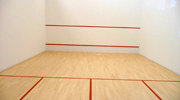 na renovatie van squashbaan