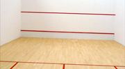 na renovatie van squashbaan